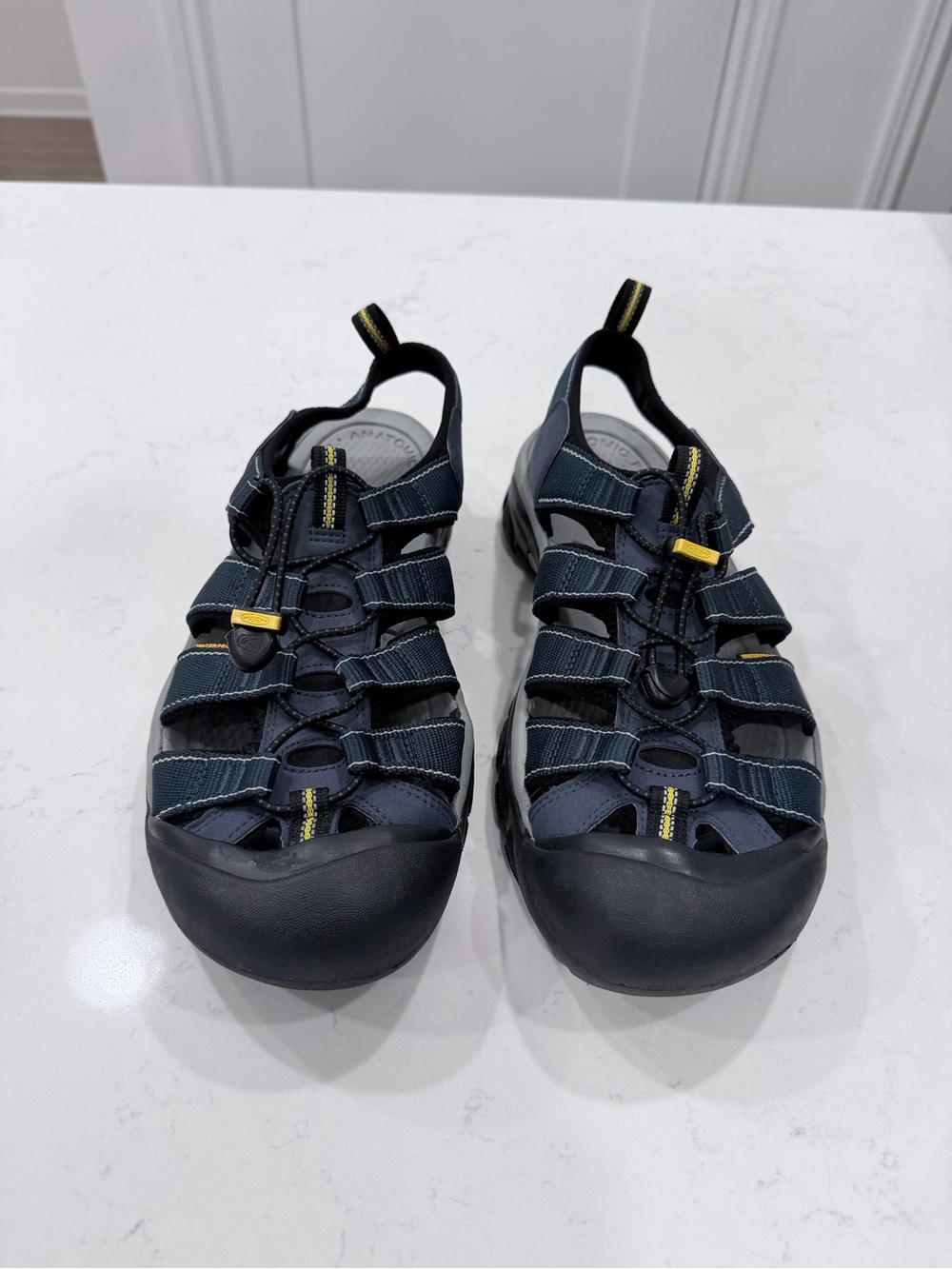 Keen Newport H2 Men's Closed-Toe Sport Sandals in Navy Blue Size 12